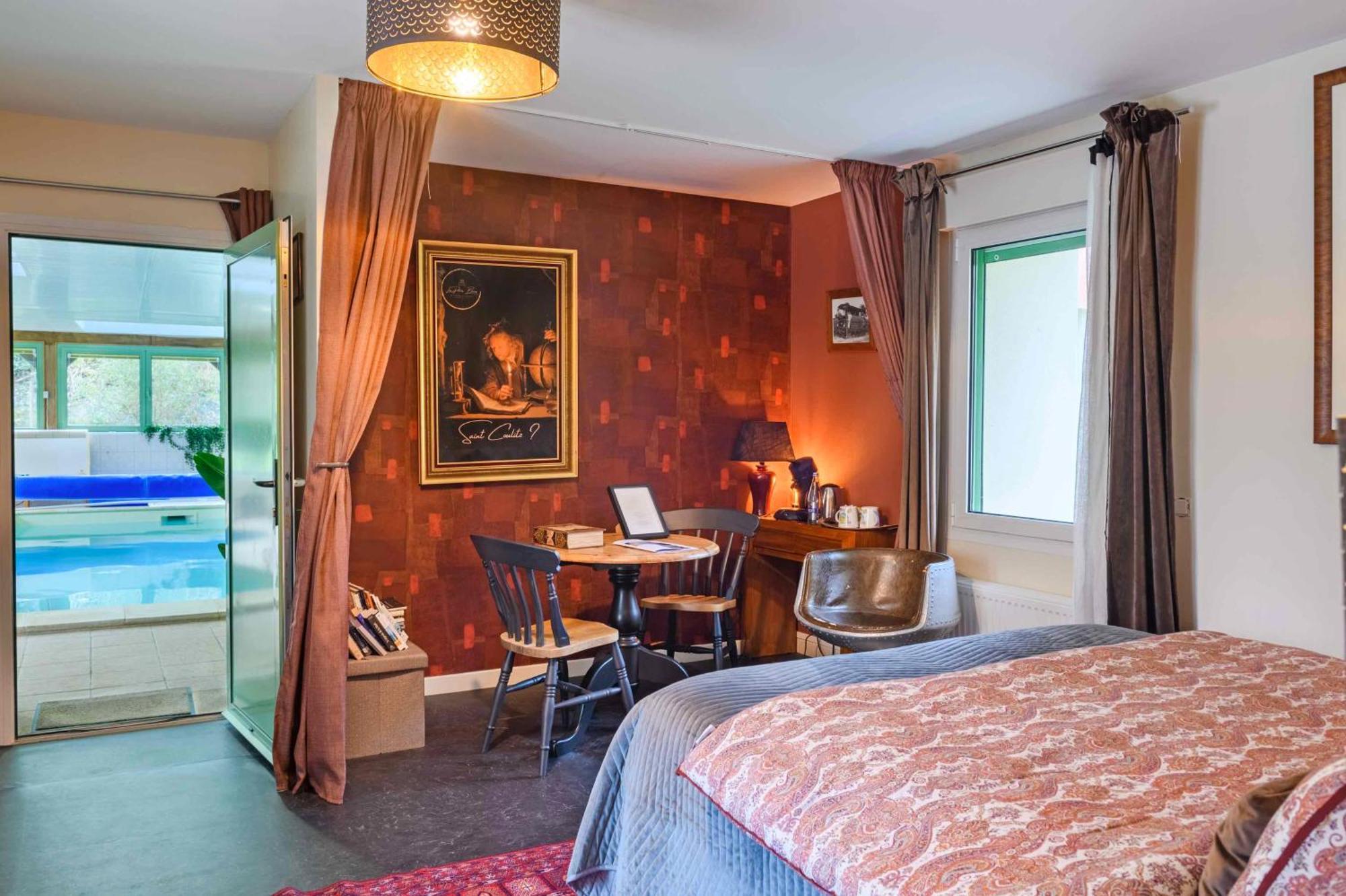 Les Pierres Bleues Bed and Breakfast Saint-Coulitz Exteriör bild